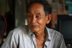 Ce gentil monsieur nous a fait visiter son verger