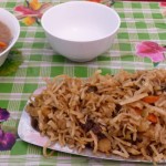 Nouilles sautées, viande et légumes : tsuivan